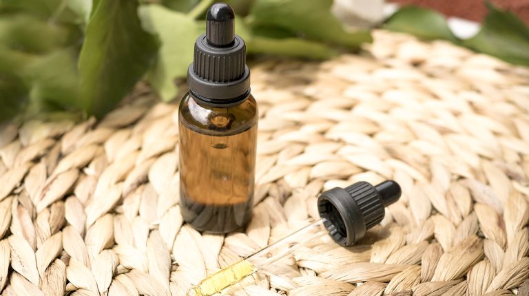 Unlocking Nature's Remedies: CBD Oil for Pain Relief